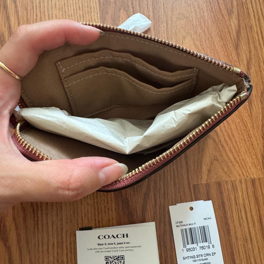 Coach Chalk Multi Star Print Zip-Around Wallet Credit Card Case for Women - Picture 4 of 4